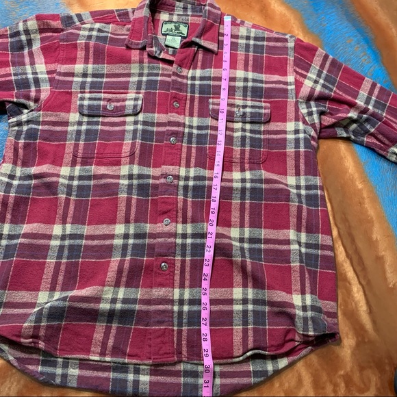 Field and Stream Red Flannel button down top XL - Picture 8 of 10